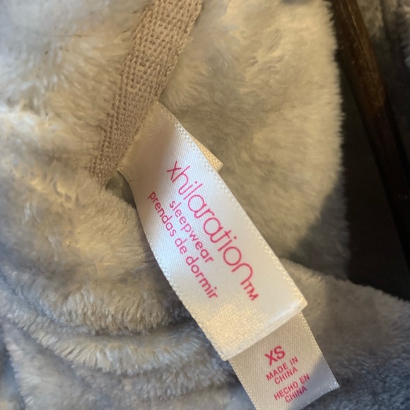 XS Fuzzy Grey Hoodie - Picture 3 of 3